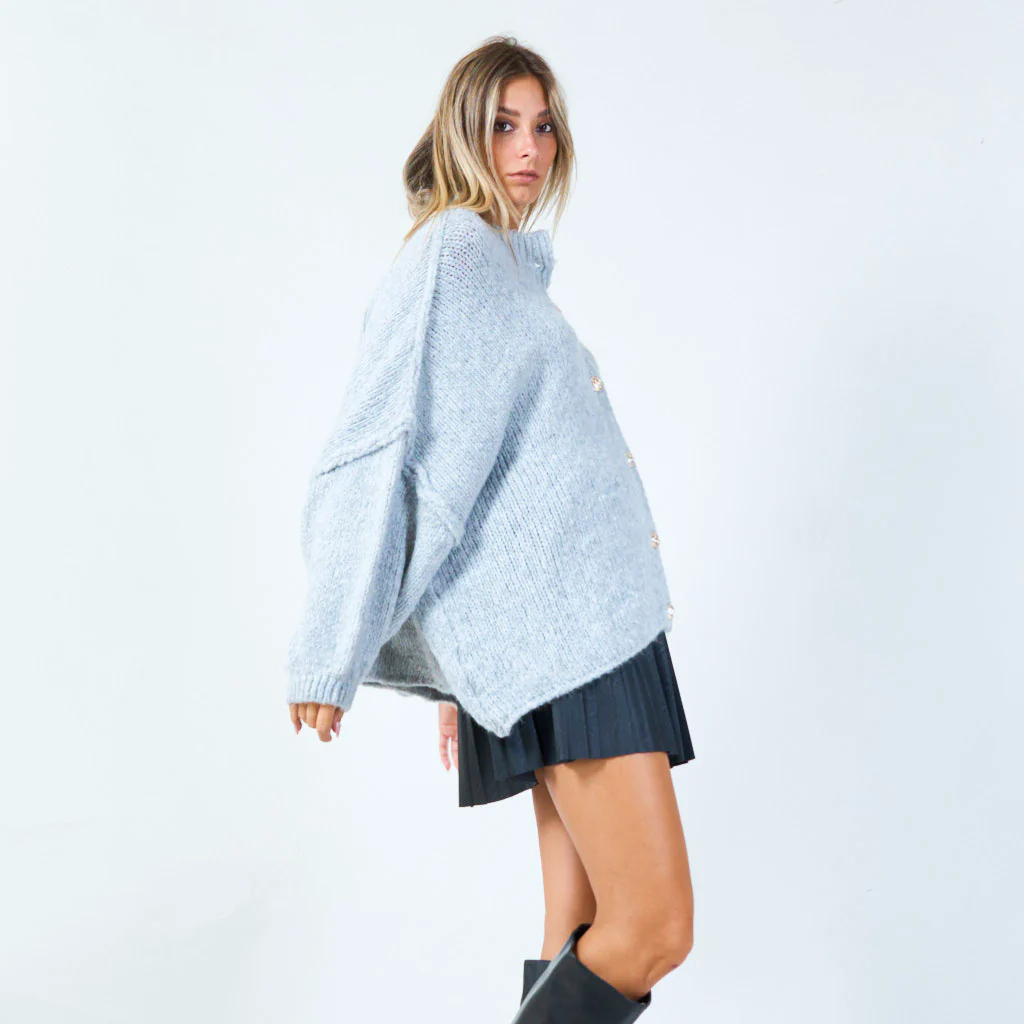 Elegant chunky knit cardigan